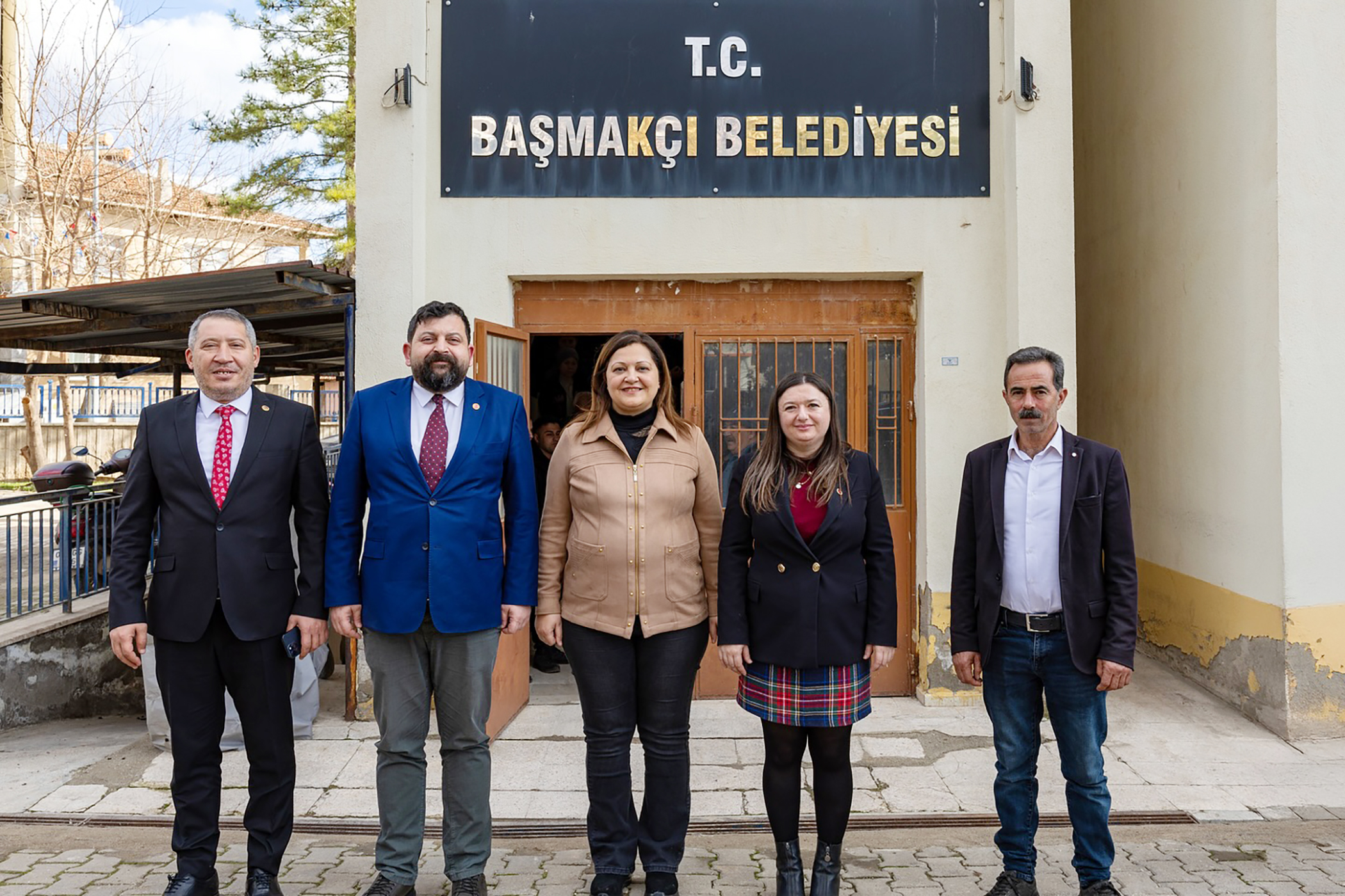 Afyonkarahisar Belediye Başkanı Burcu Köksal, Dinar Belediye Başkanı Veysel Topçu