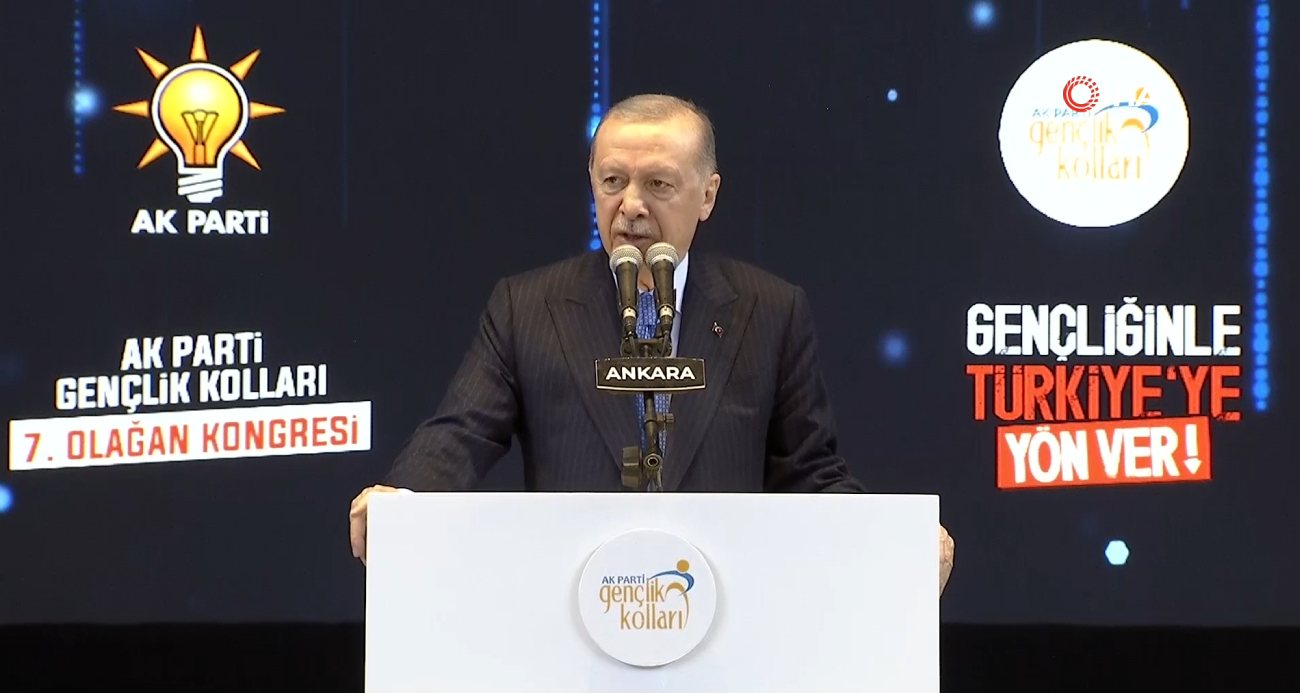 Cumhurbaşkanı Recep Tayyip Erdoğan, AK Parti Gençlik Kolları’nın yüreği ülkesi